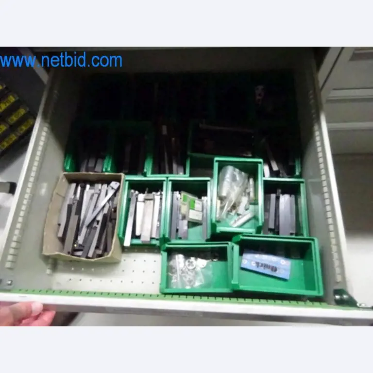 Well-maintained metalworking machines as well as the operating and office equipment -6