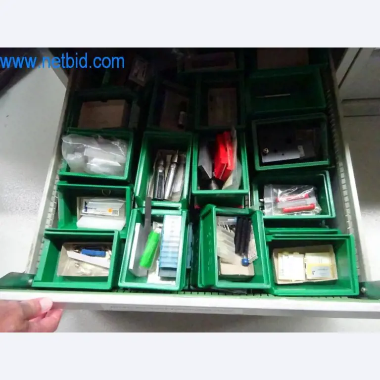 Well-maintained metalworking machines as well as the operating and office equipment -7