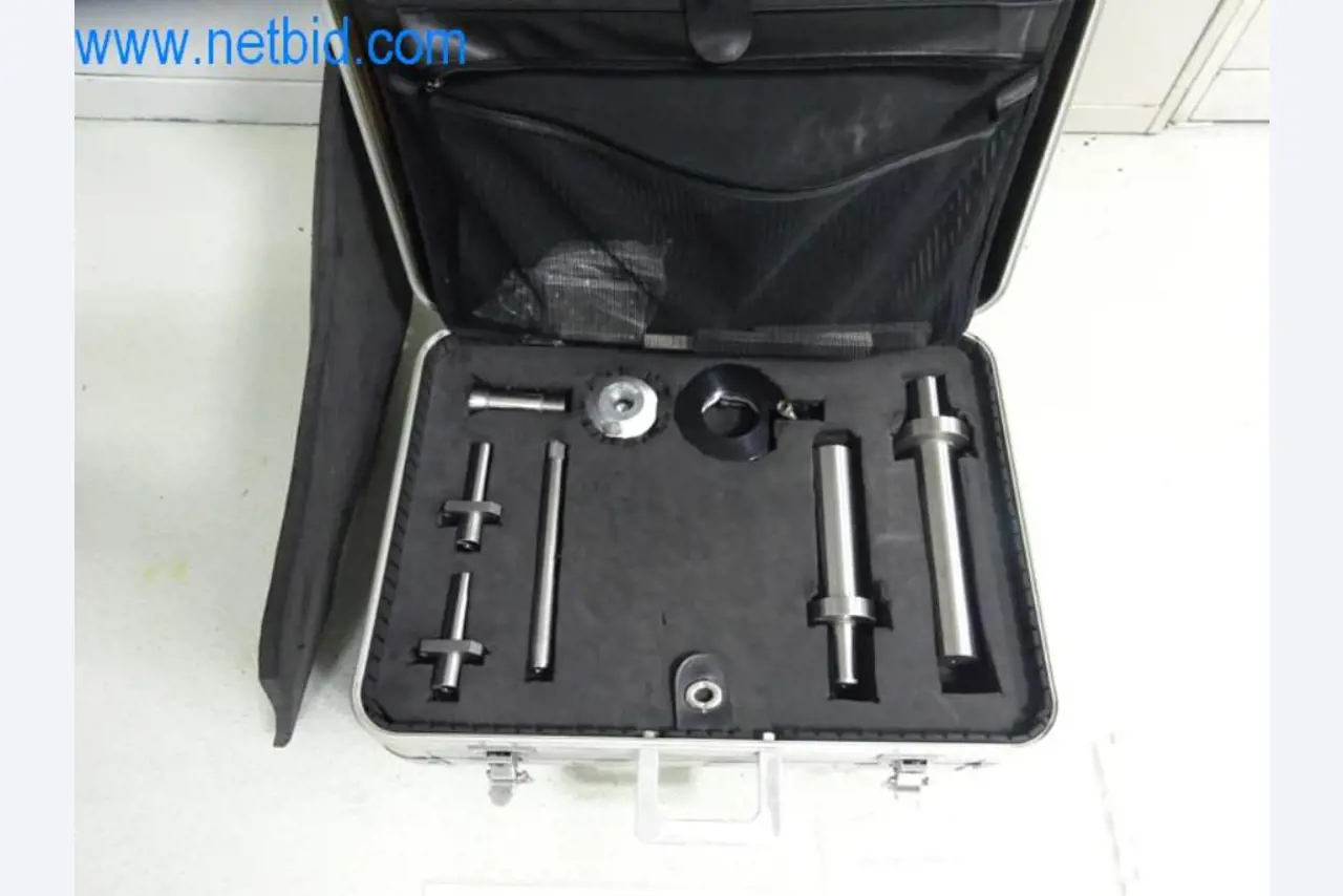 Well-maintained metalworking machines as well as the operating and office equipment -3