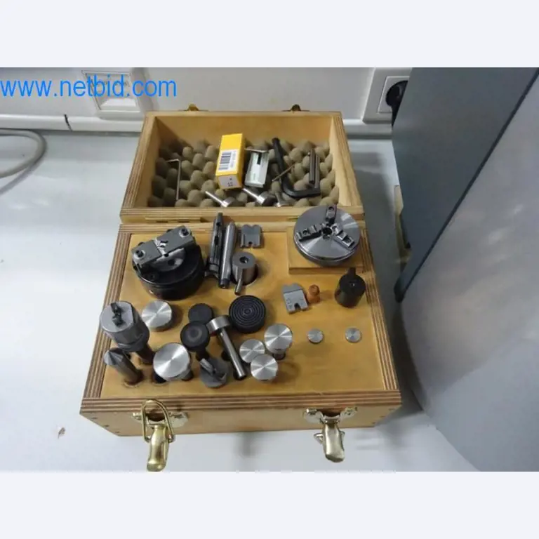 Well-maintained metalworking machines as well as the operating and office equipment -4