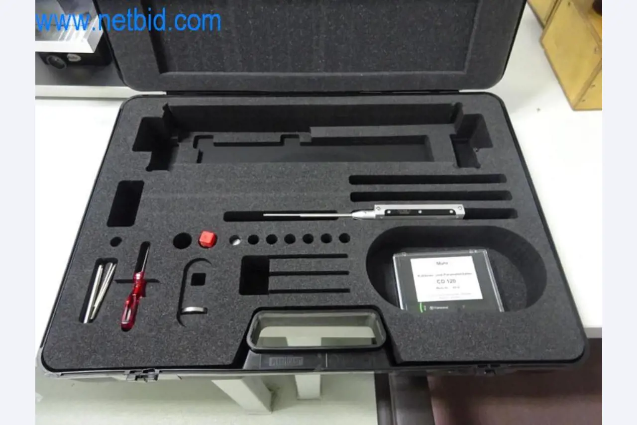 Well-maintained metalworking machines as well as the operating and office equipment -3