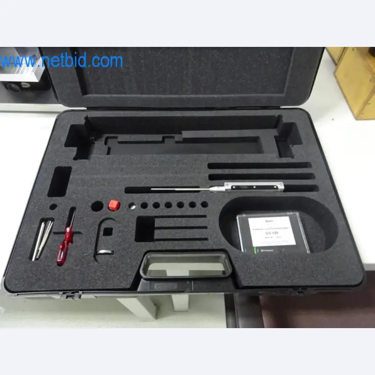 Well-maintained metalworking machines as well as the operating and office equipment -3