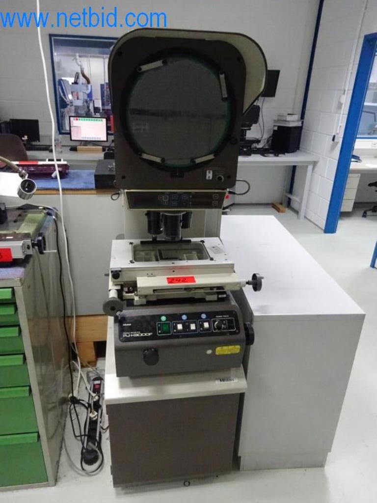 Máquinas para trabajar el metal en buen estado, así como equipos operativos y de oficina-1