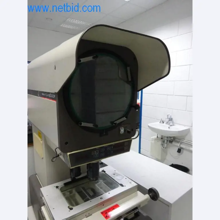 Well-maintained metalworking machines as well as the operating and office equipment -5