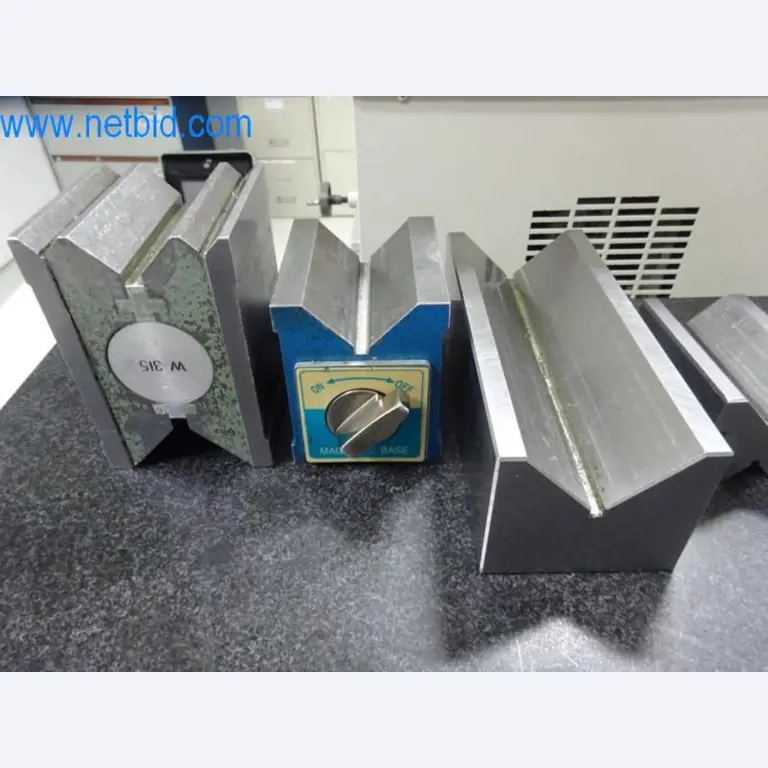 Well-maintained metalworking machines as well as the operating and office equipment -3