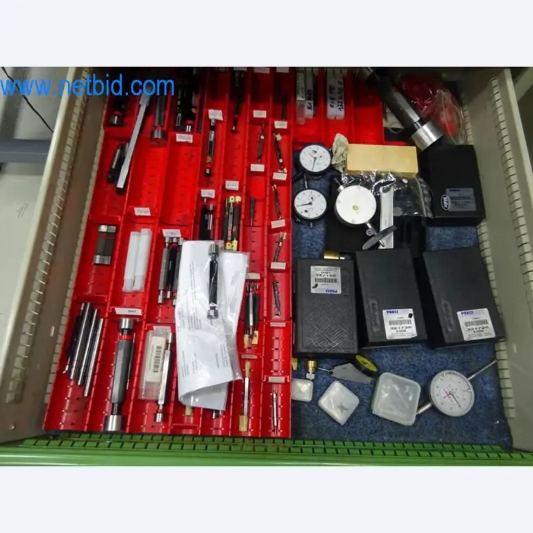 Well-maintained metalworking machines as well as the operating and office equipment -10