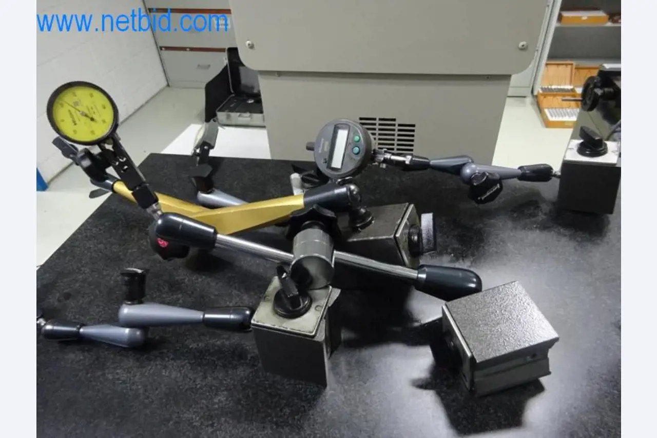 Well-maintained metalworking machines as well as the operating and office equipment -11