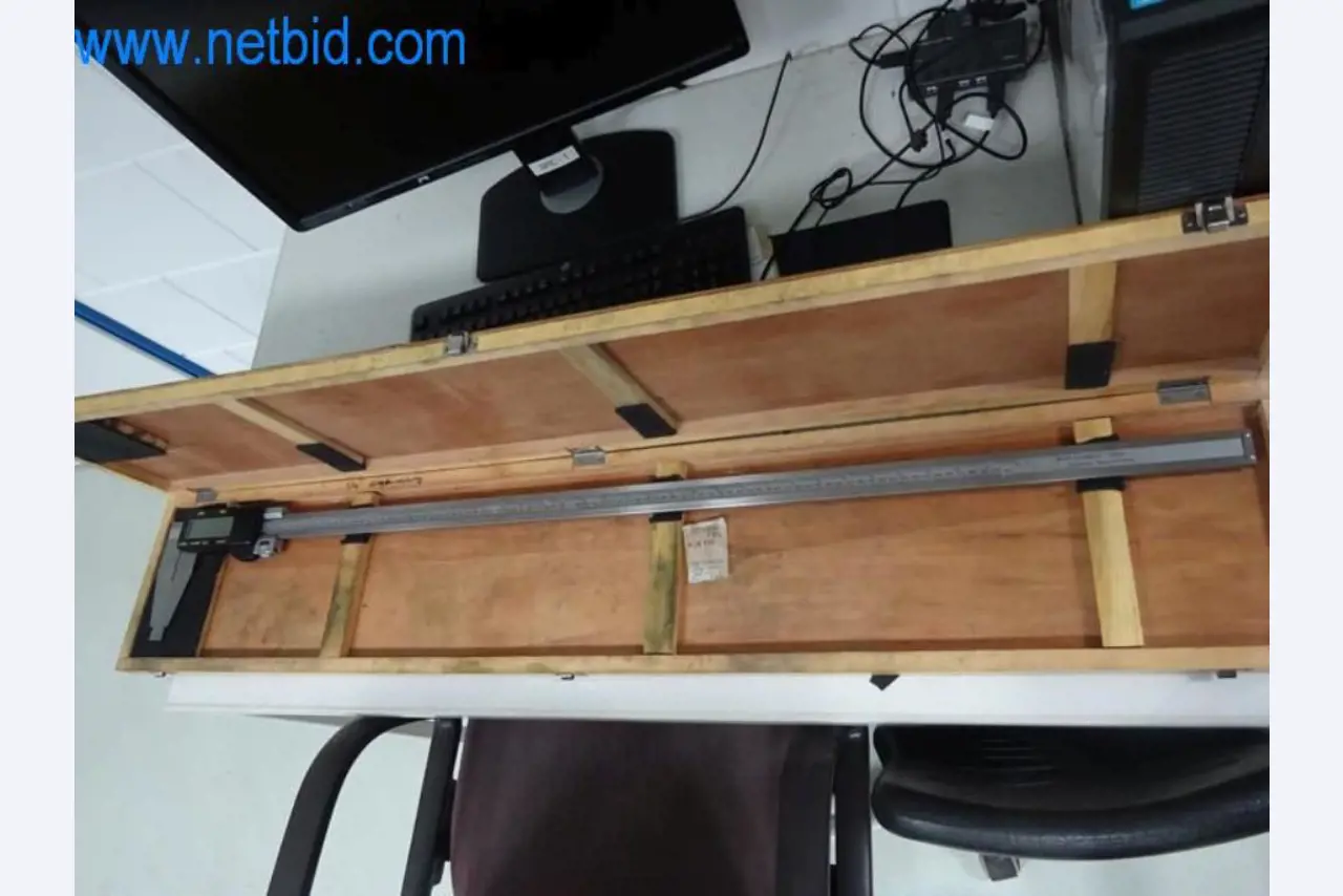 Well-maintained metalworking machines as well as the operating and office equipment -14