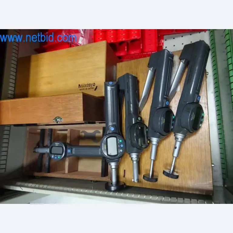 Well-maintained metalworking machines as well as the operating and office equipment -16