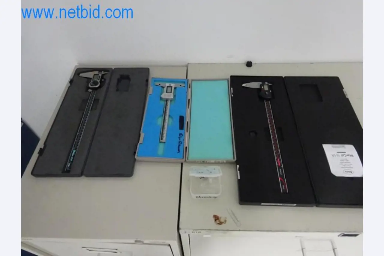 Well-maintained metalworking machines as well as the operating and office equipment -6