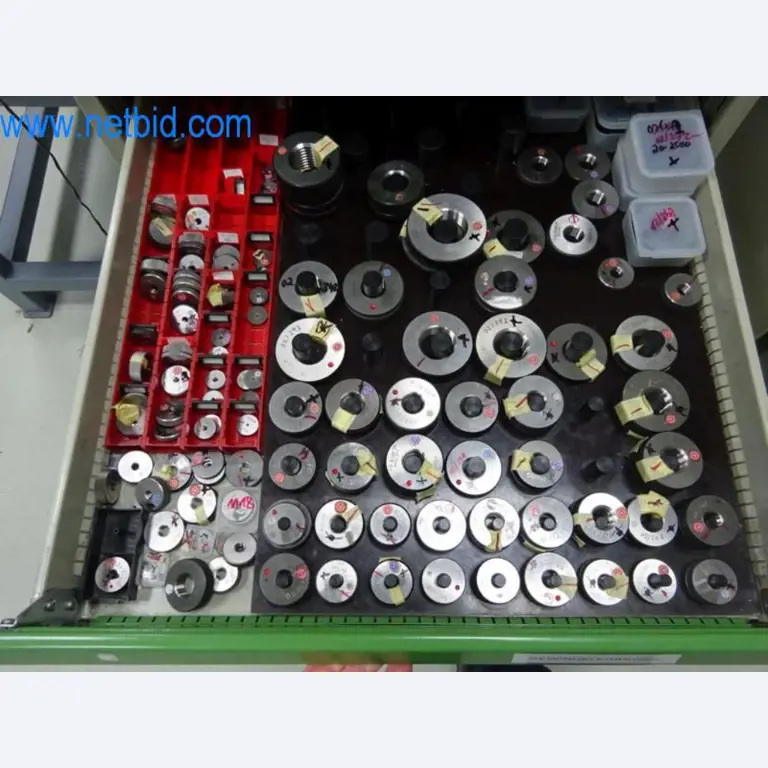 Well-maintained metalworking machines as well as the operating and office equipment -9