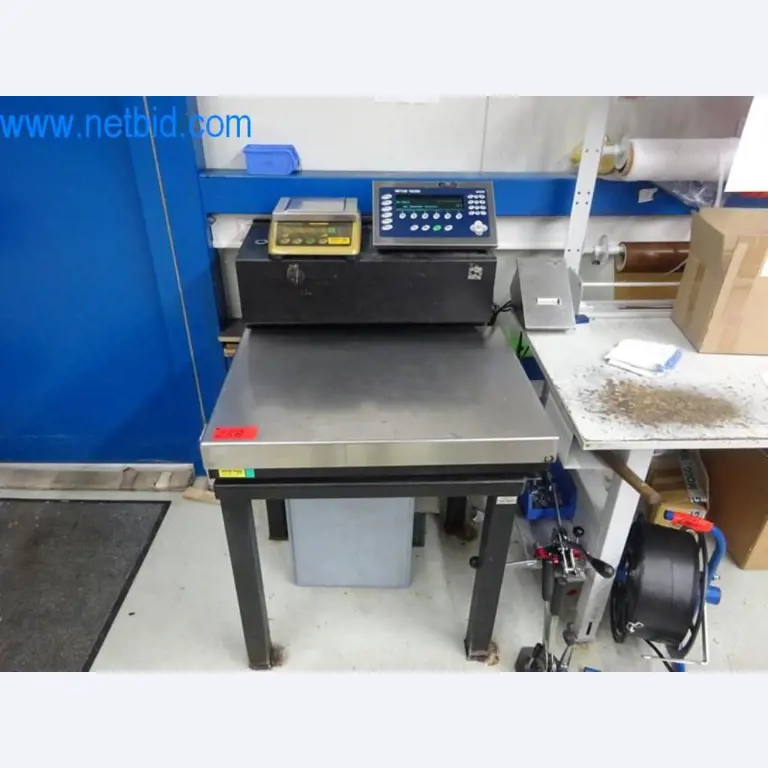 Well-maintained metalworking machines as well as the operating and office equipment -1