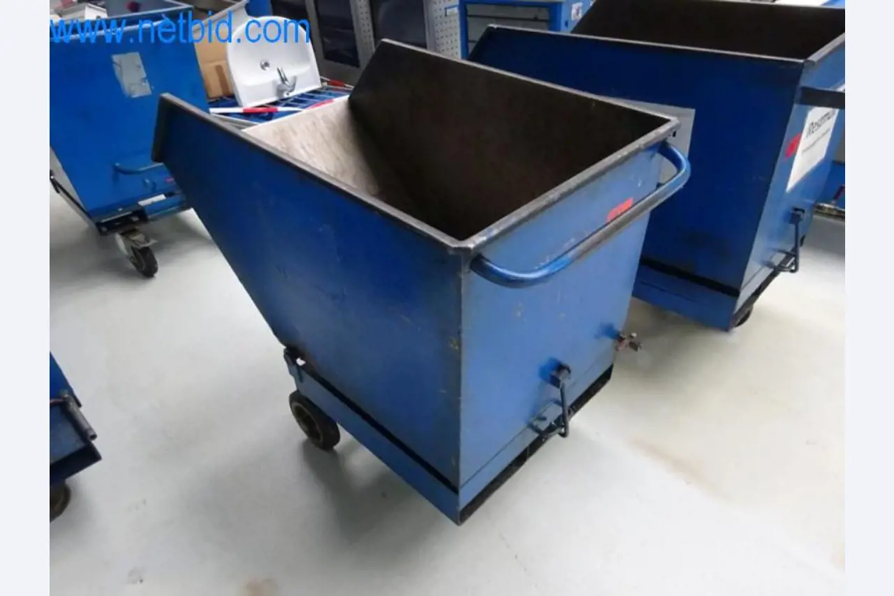 Well-maintained metalworking machines as well as the operating and office equipment -1