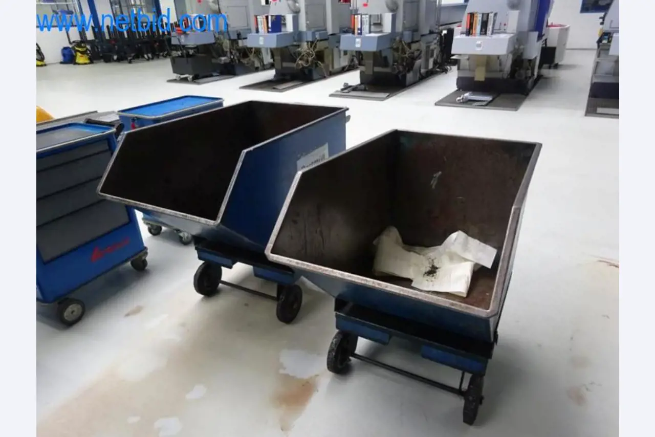 Well-maintained metalworking machines as well as the operating and office equipment -3
