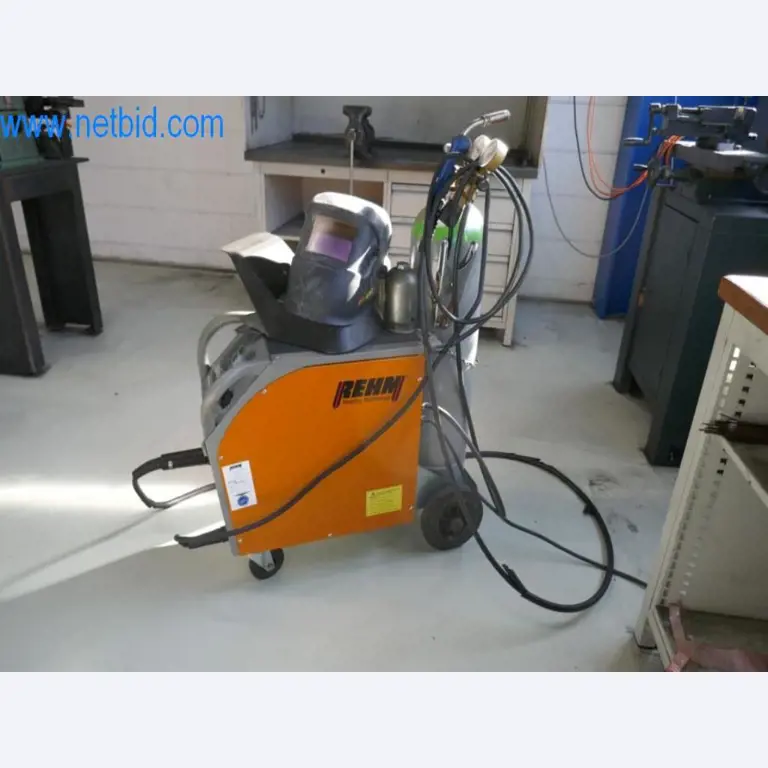 Well-maintained metalworking machines as well as the operating and office equipment -2