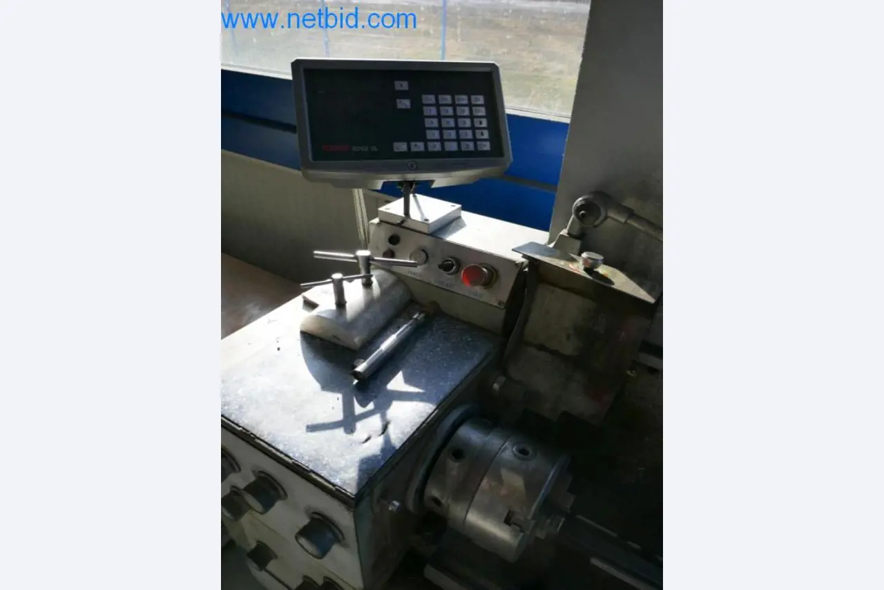 Well-maintained metalworking machines as well as the operating and office equipment -5