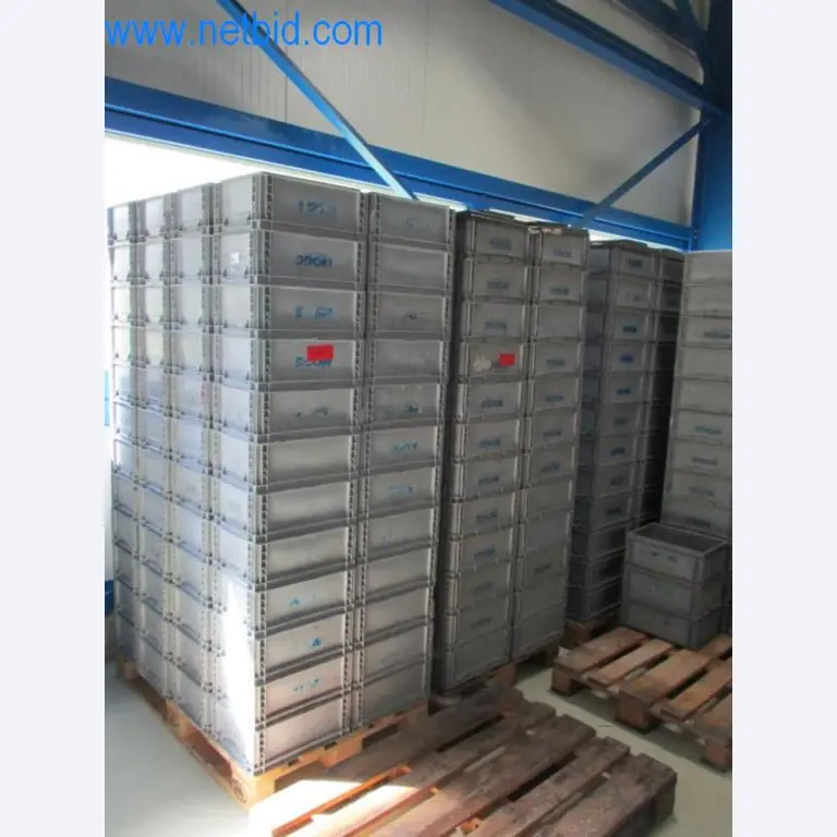 Well-maintained metalworking machines as well as the operating and office equipment -1