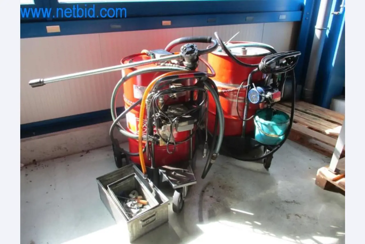 Well-maintained metalworking machines as well as the operating and office equipment -1
