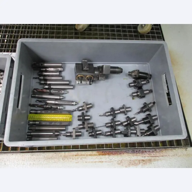 Well-maintained metalworking machines as well as the operating and office equipment -13