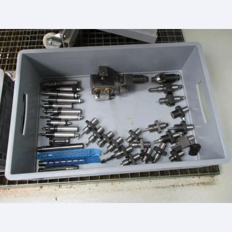 Well-maintained metalworking machines as well as the operating and office equipment -11