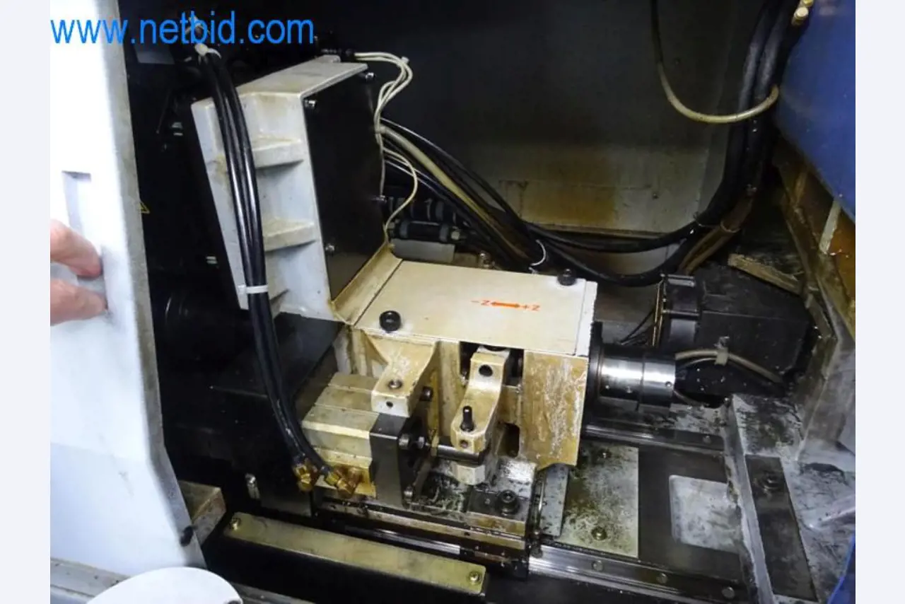 Well-maintained metalworking machines as well as the operating and office equipment -8