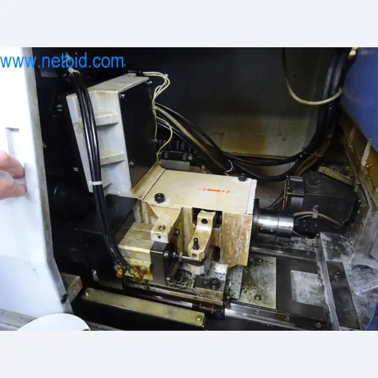 Well-maintained metalworking machines as well as the operating and office equipment -8