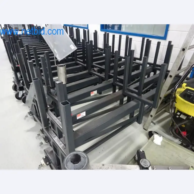 Well-maintained metalworking machines as well as the operating and office equipment -1