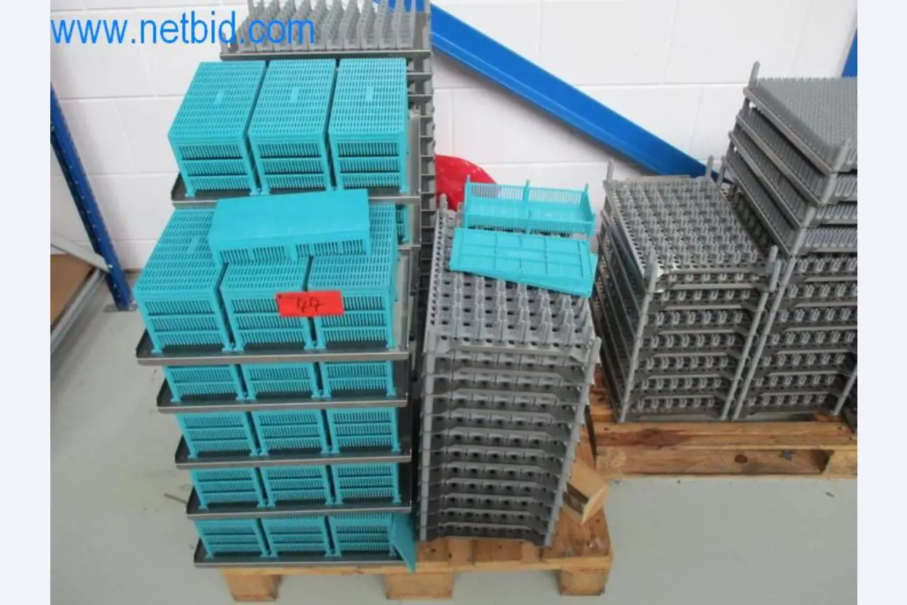 Well-maintained metalworking machines as well as the operating and office equipment -2