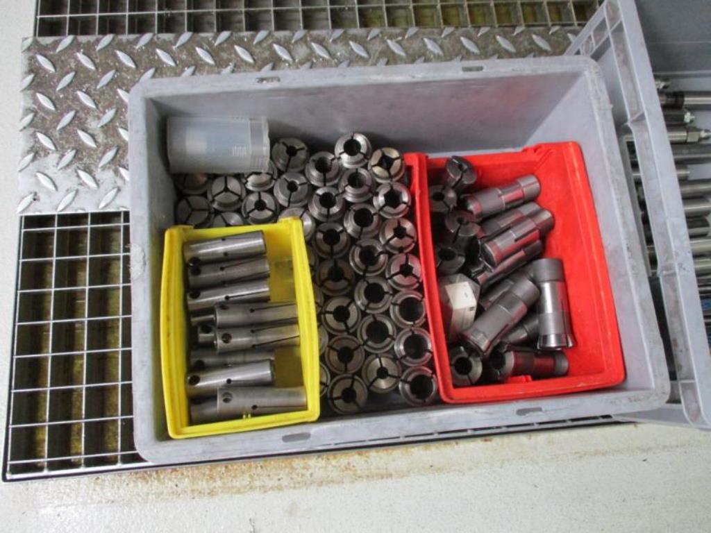 Máquinas para trabajar el metal en buen estado, así como equipos operativos y de oficina-12