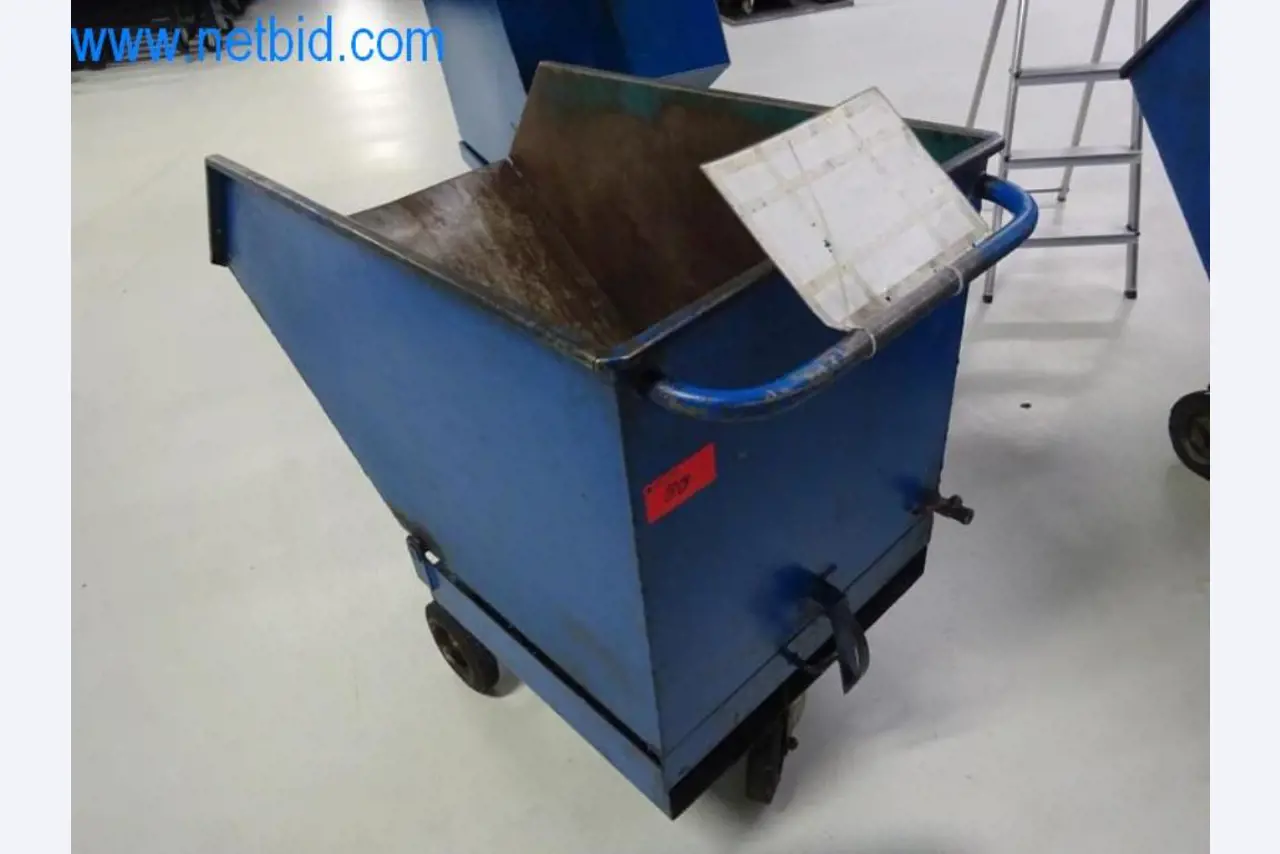 Well-maintained metalworking machines as well as the operating and office equipment -1