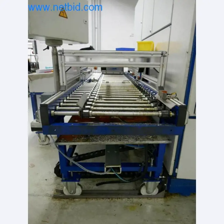 Well-maintained metalworking machines as well as the operating and office equipment -12