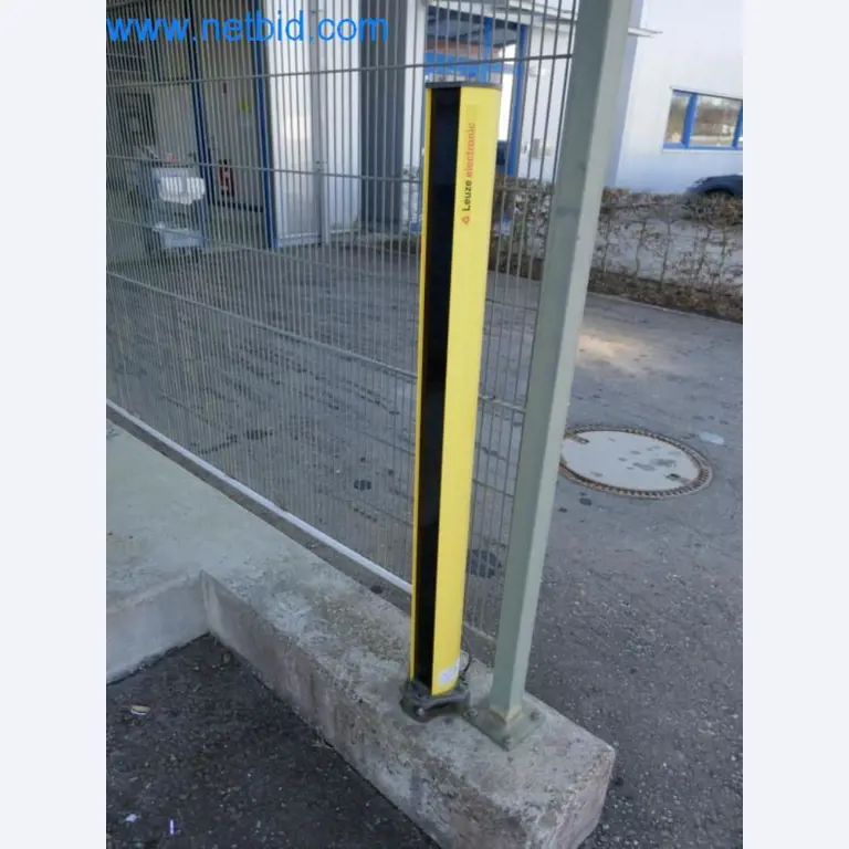 Well-maintained metalworking machines as well as the operating and office equipment -11