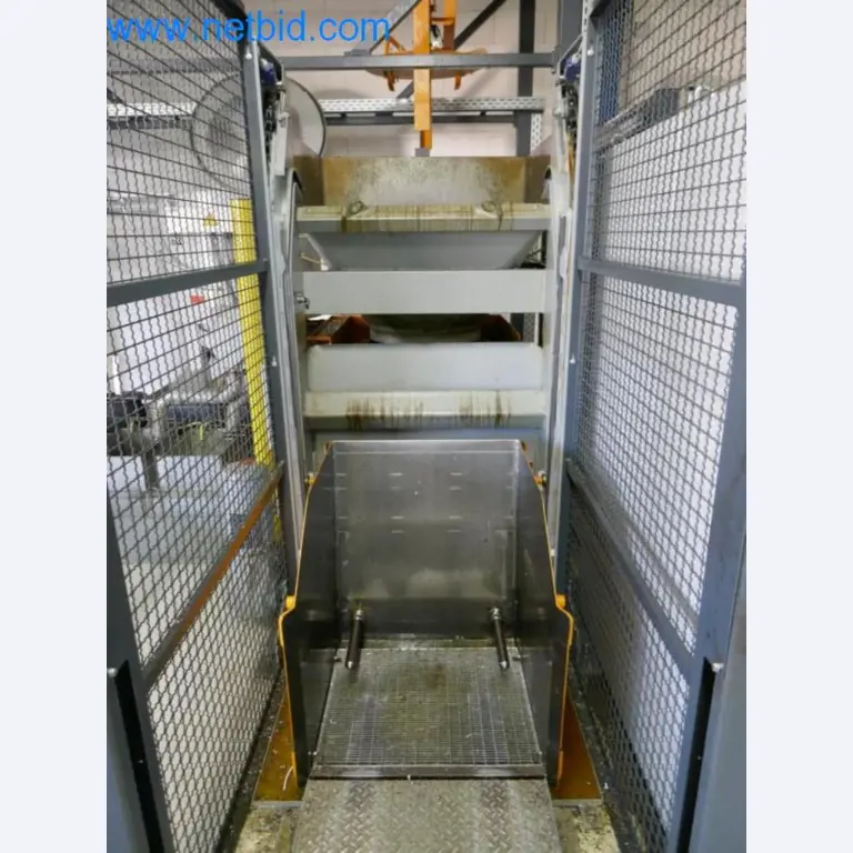 Well-maintained metalworking machines as well as the operating and office equipment -3