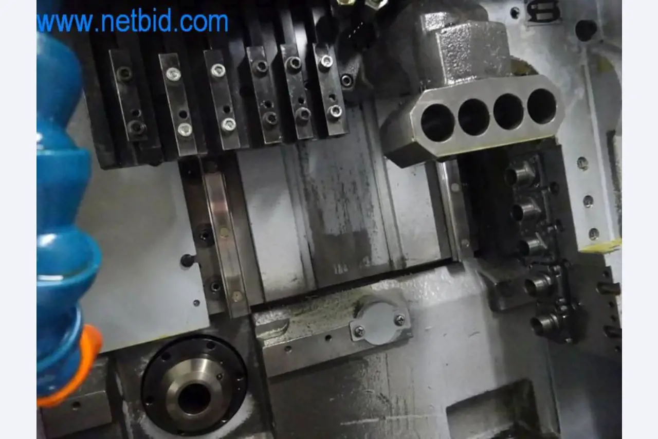 Well-maintained metalworking machines as well as the operating and office equipment -10