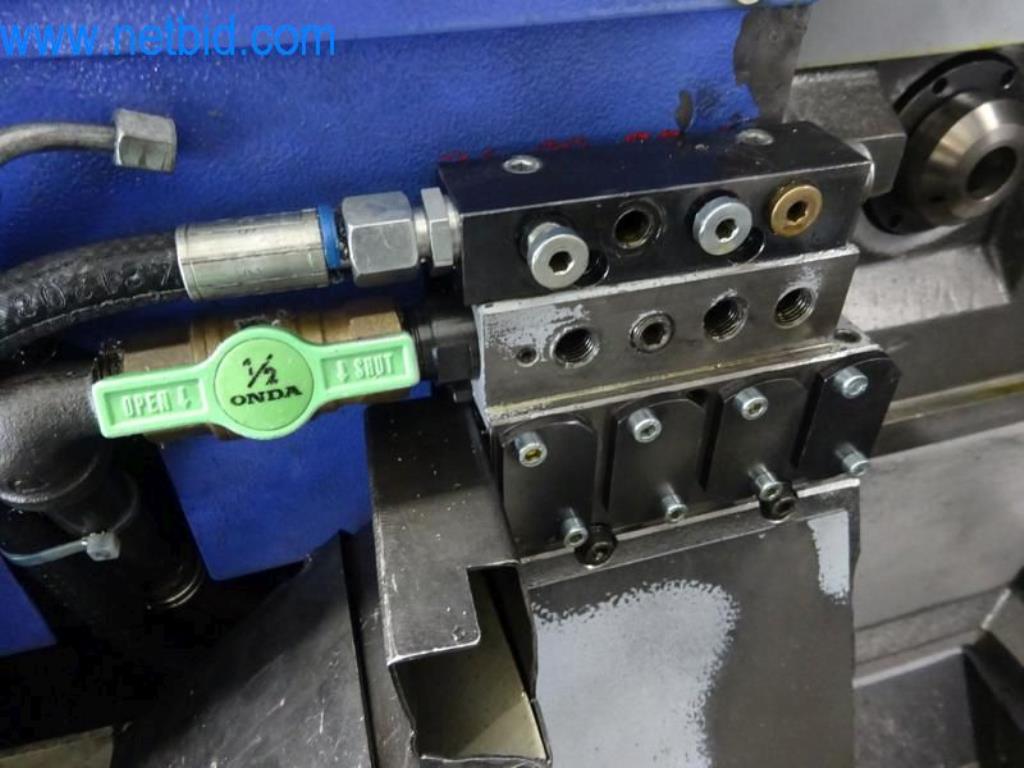 Máquinas para trabajar el metal en buen estado, así como equipos operativos y de oficina-11