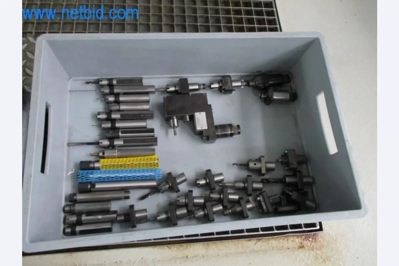 Well-maintained metalworking machines as well as the operating and office equipment -13