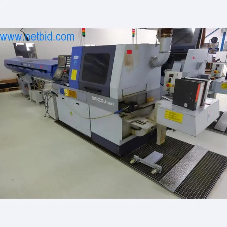 Well-maintained metalworking machines as well as the operating and office equipment -5