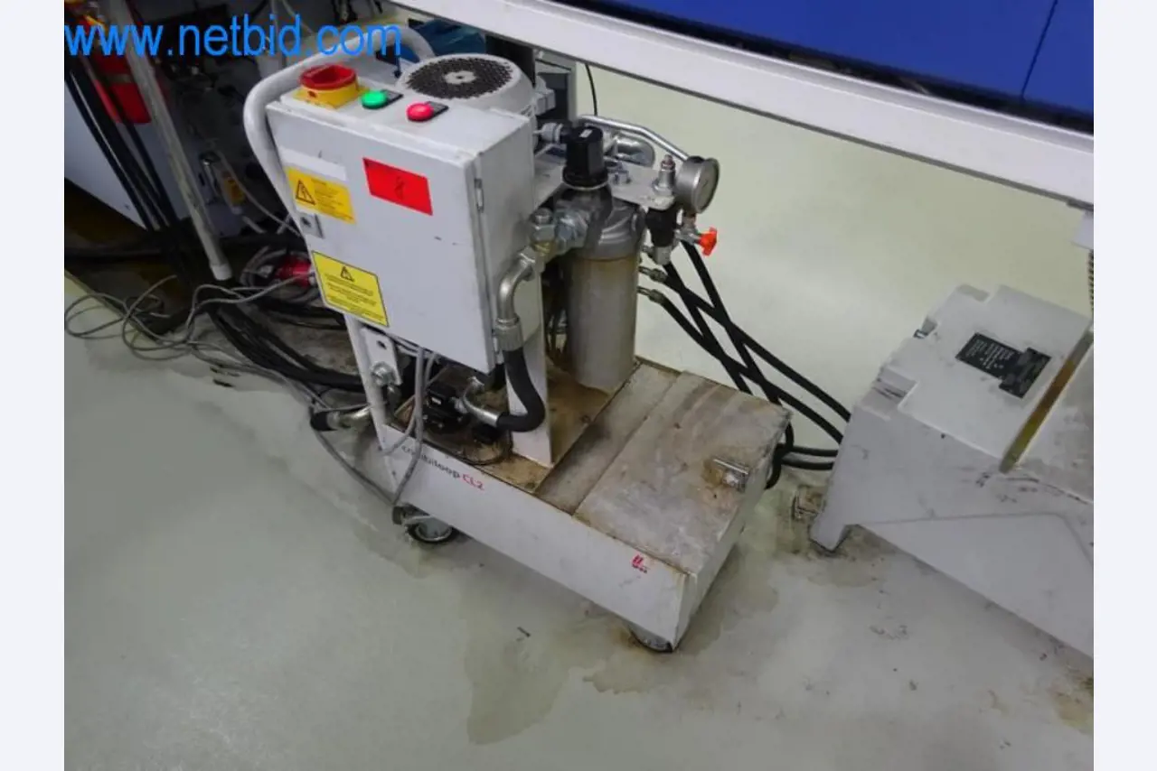 Well-maintained metalworking machines as well as the operating and office equipment -9