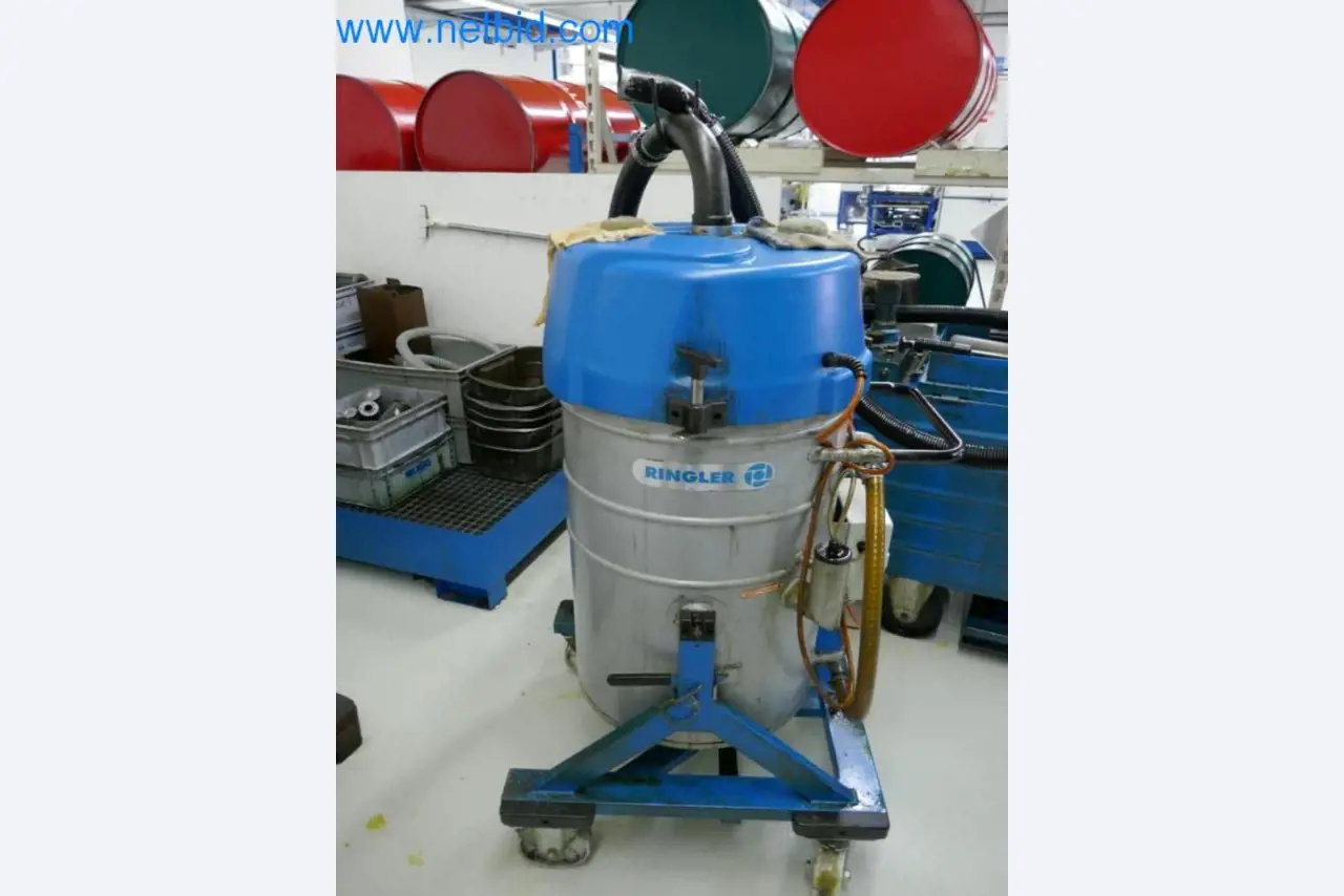 Well-maintained metalworking machines as well as the operating and office equipment -3