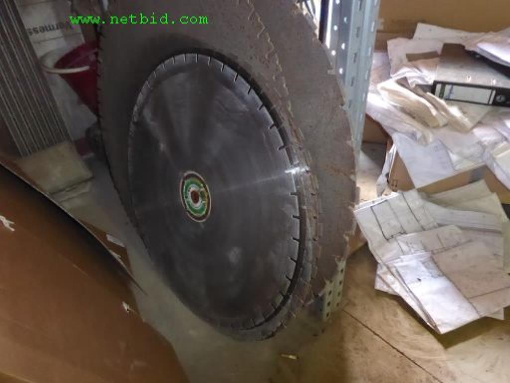 Baumaschinen, Nutzfahrzeuge, Anhänger, Schalungsmaterial und sonstige Handgeräte<br>-2