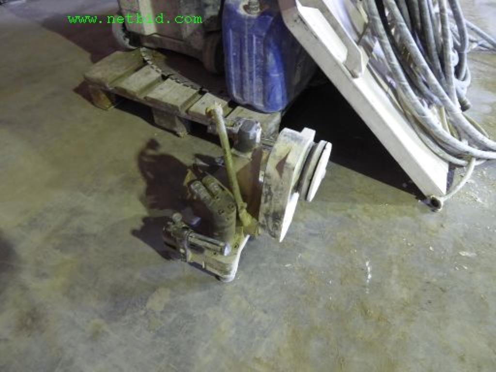 Baumaschinen, Nutzfahrzeuge, Anhänger, Schalungsmaterial und sonstige Handgeräte<br>-1