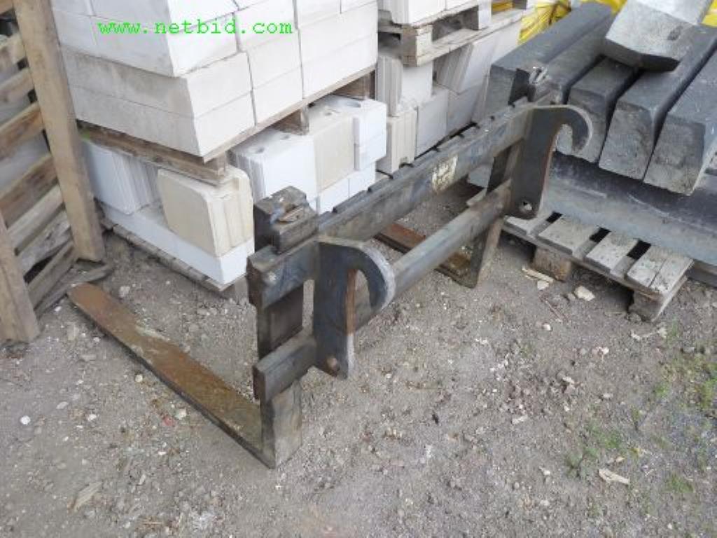 Baumaschinen, Nutzfahrzeuge, Anhänger, Schalungsmaterial und sonstige Handgeräte<br>-11