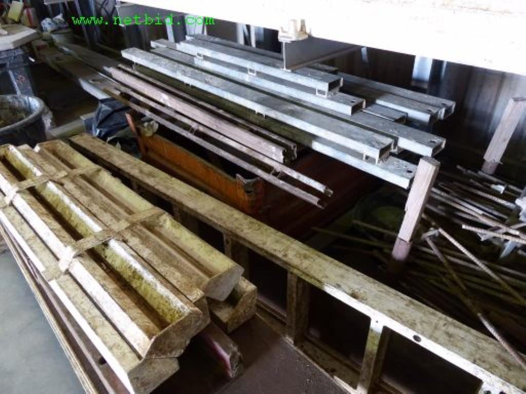 Baumaschinen, Nutzfahrzeuge, Anhänger, Schalungsmaterial und sonstige Handgeräte<br>-11