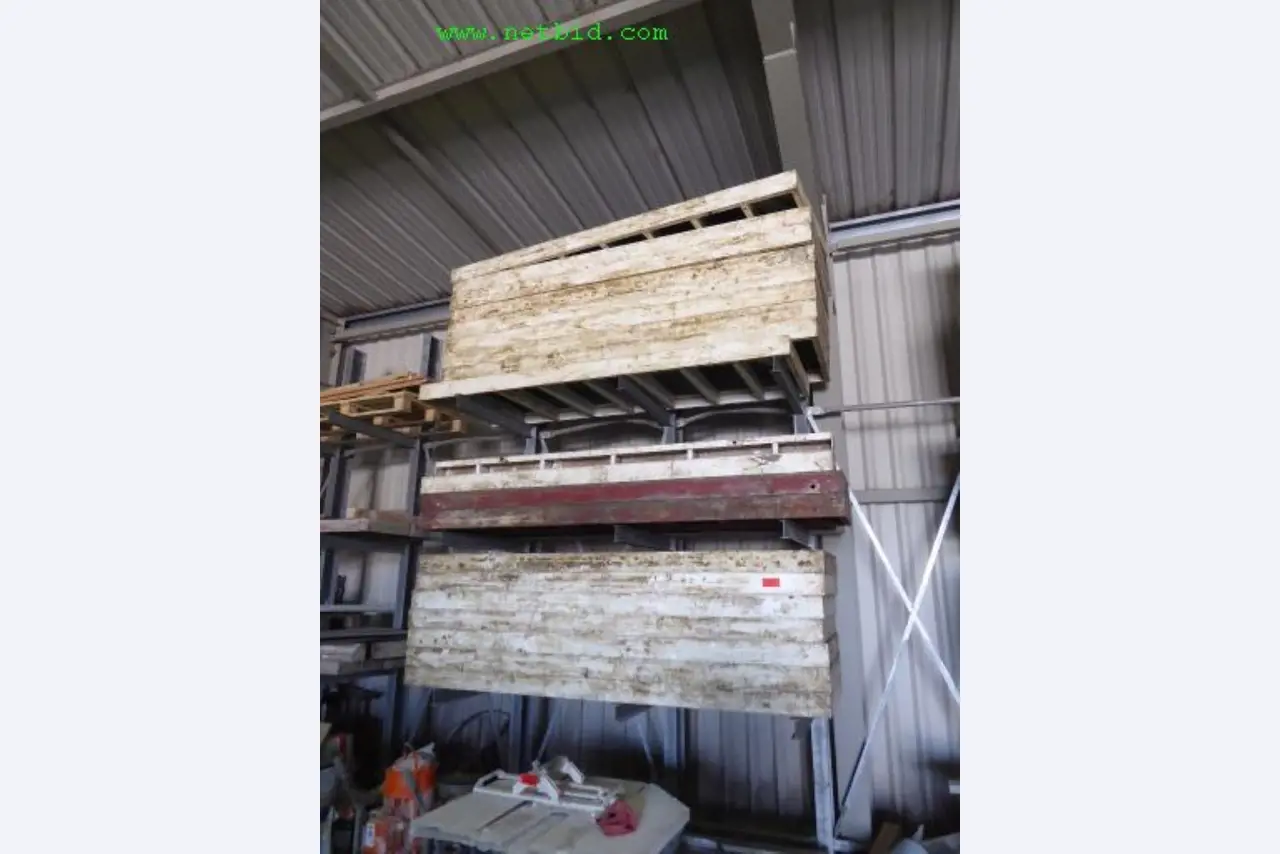 Baumaschinen, Nutzfahrzeuge, Anhänger, Schalungsmaterial und sonstige Handgeräte<br>-1
