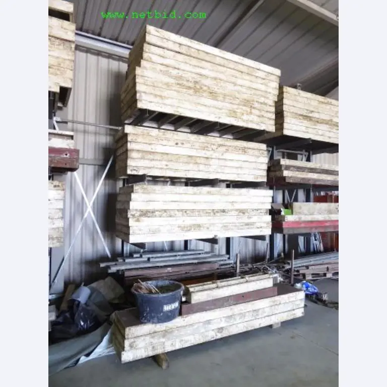 Baumaschinen, Nutzfahrzeuge, Anhänger, Schalungsmaterial und sonstige Handgeräte<br>-2