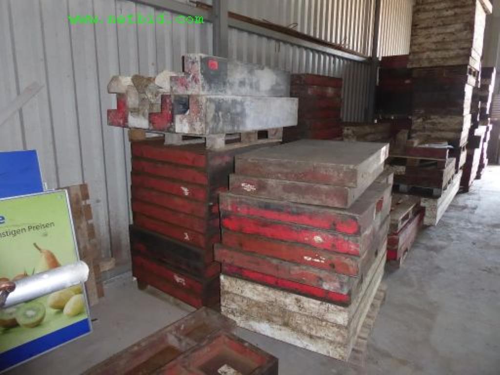 Baumaschinen, Nutzfahrzeuge, Anhänger, Schalungsmaterial und sonstige Handgeräte<br>-3