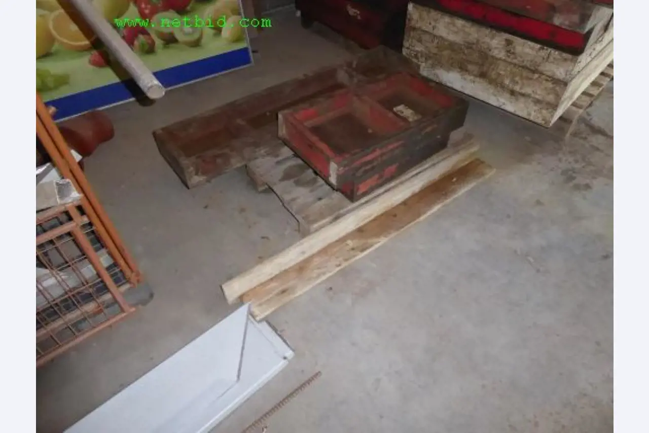 Baumaschinen, Nutzfahrzeuge, Anhänger, Schalungsmaterial und sonstige Handgeräte<br>-4