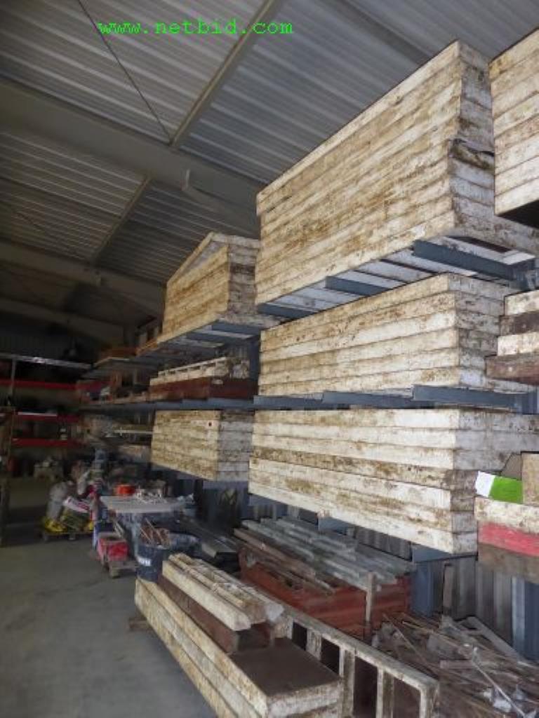 Baumaschinen, Nutzfahrzeuge, Anhänger, Schalungsmaterial und sonstige Handgeräte<br>-2