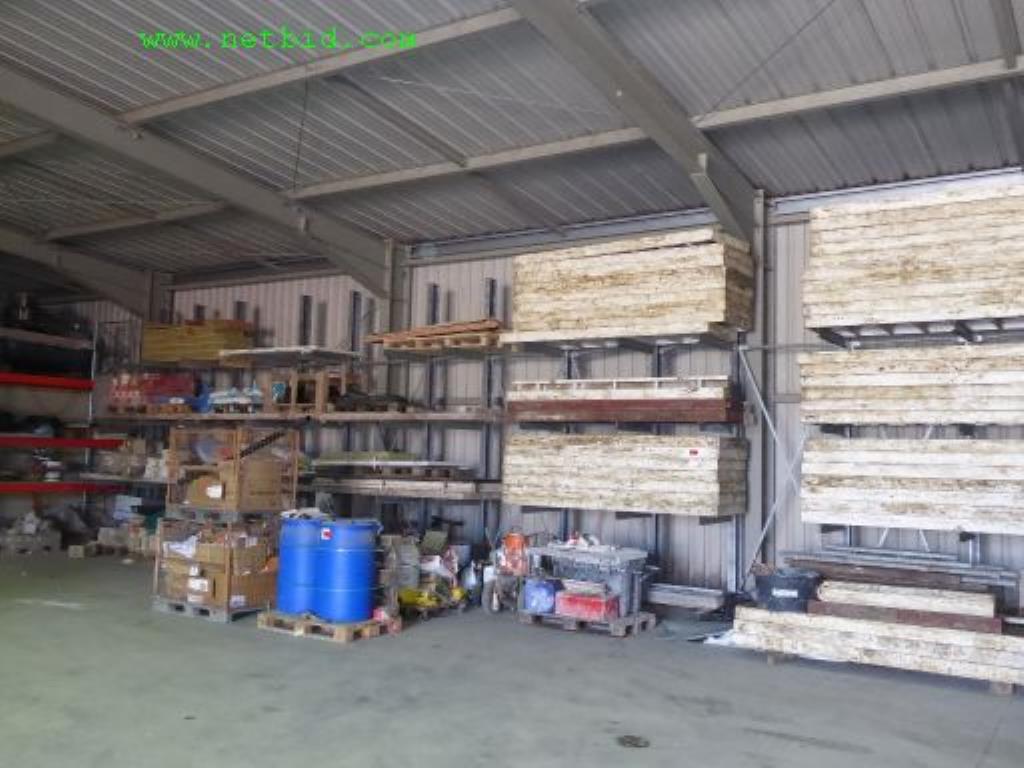 Baumaschinen, Nutzfahrzeuge, Anhänger, Schalungsmaterial und sonstige Handgeräte<br>-4