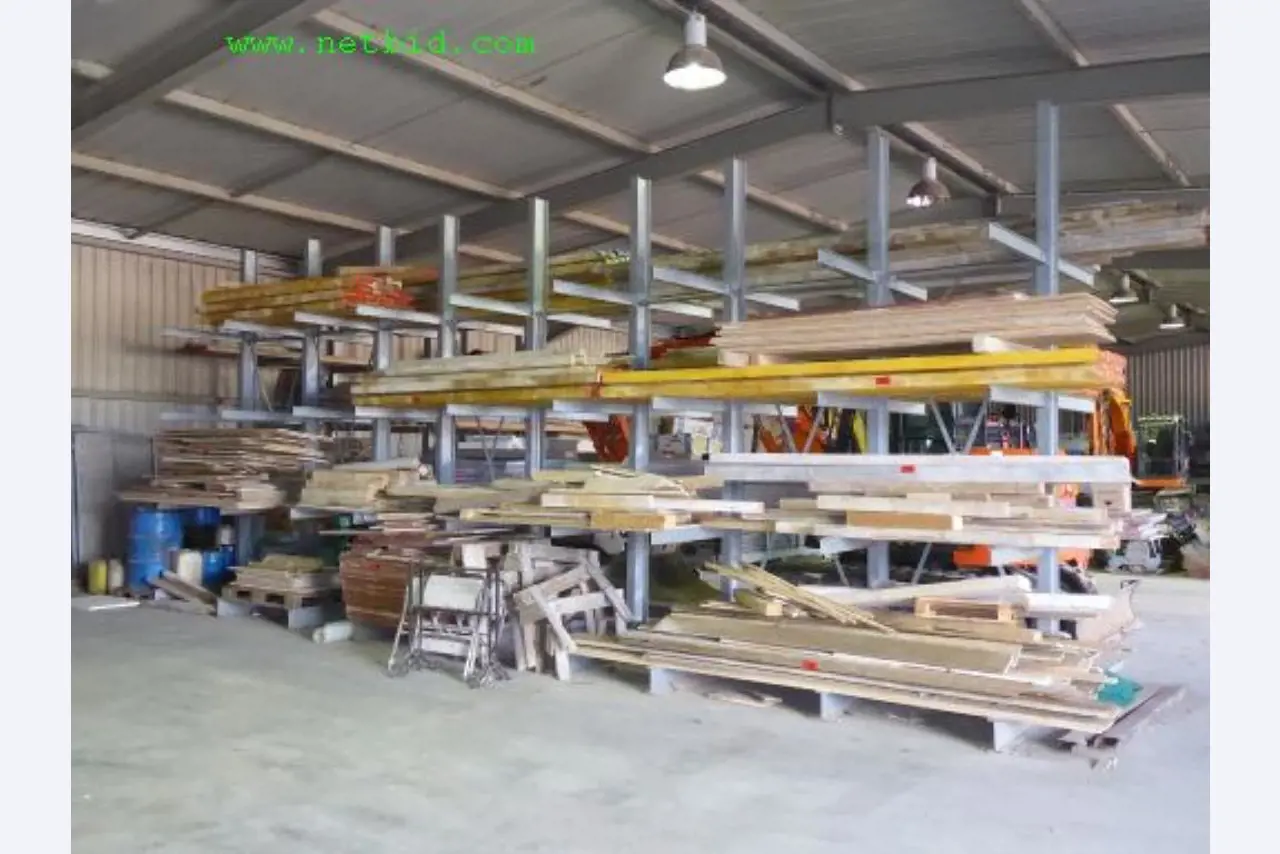 Baumaschinen, Nutzfahrzeuge, Anhänger, Schalungsmaterial und sonstige Handgeräte<br>-1